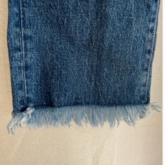 Good American High Waisted Size 4 Fringe Hem Jeans - Picture 6 of 8